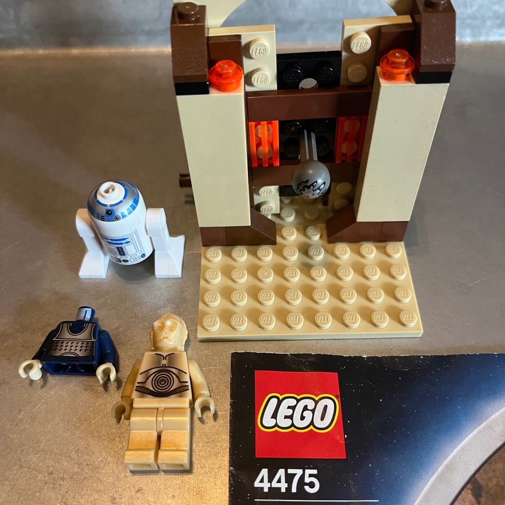 LEGO Star Wars Set #4475 - Jabba's Message - R2-D2 & C-3PO Bib Fortuna Torso - Picture 2 of 3